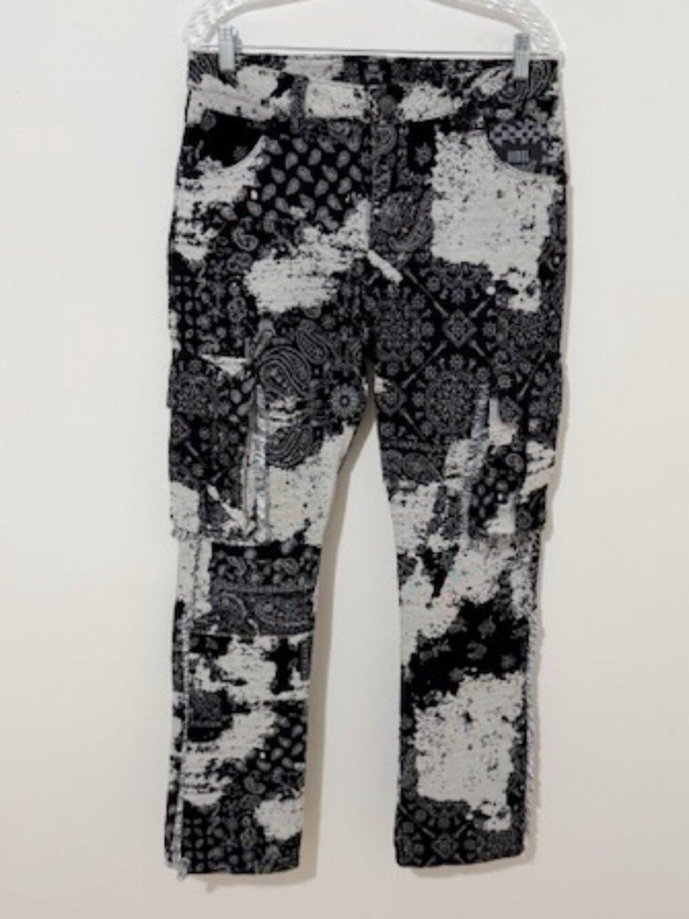 Rebel Vengeance Tapestry Cargo Pants Paisley Bandanna Men’s 30 Streetwear NWT